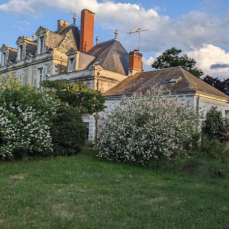 La PossonnièreLoge & Broc住宿加早餐旅馆 外观 照片